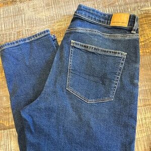 American Eagle Outfitters Women's Mom Jeans